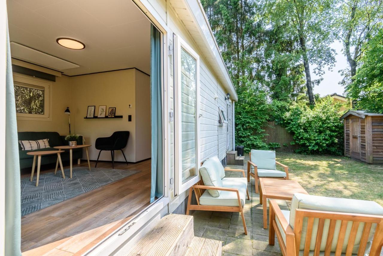 Chalet Met Eigen Tuin Aan De Veluwse Bosrand Putten Esterno foto