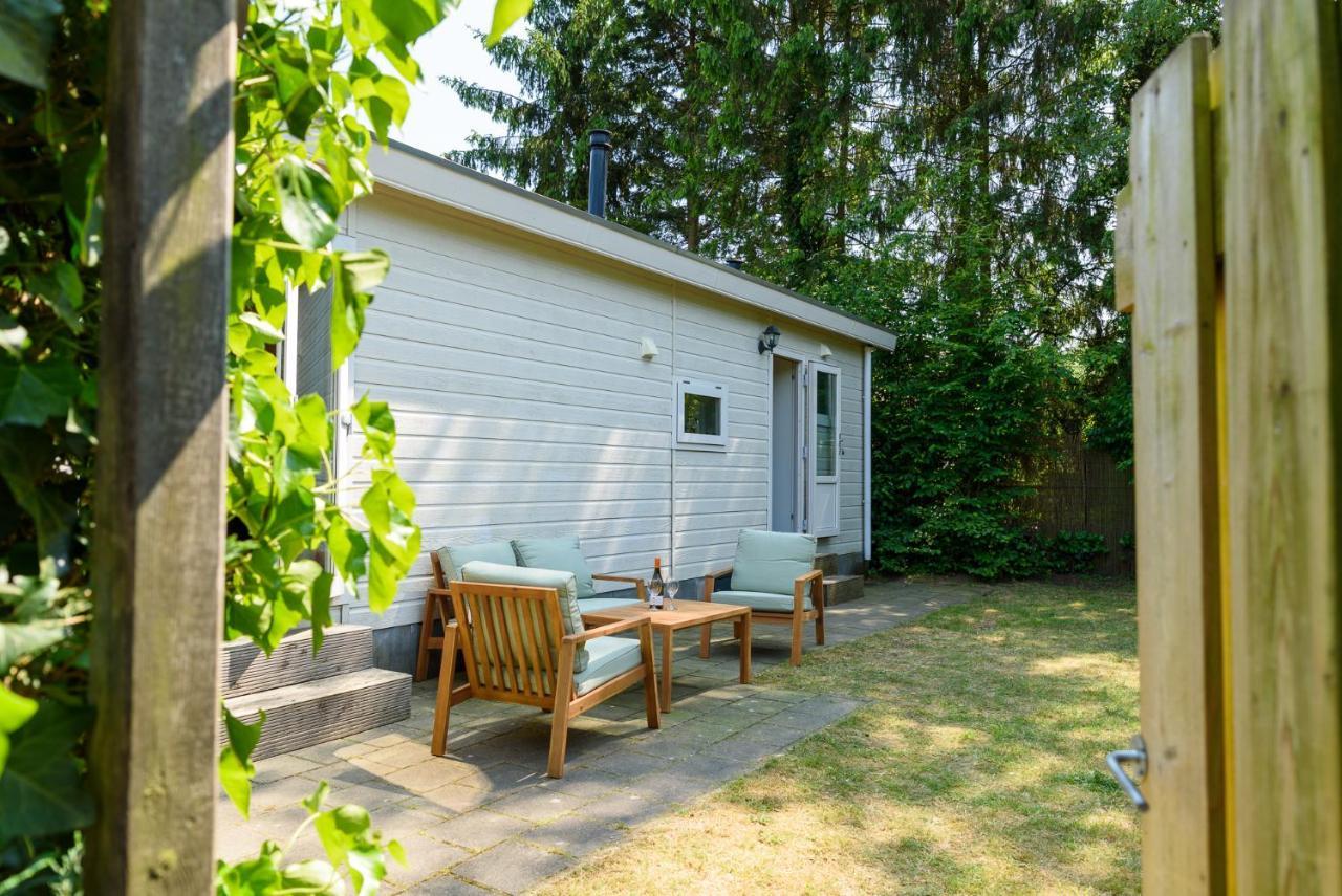 Chalet Met Eigen Tuin Aan De Veluwse Bosrand Putten Esterno foto